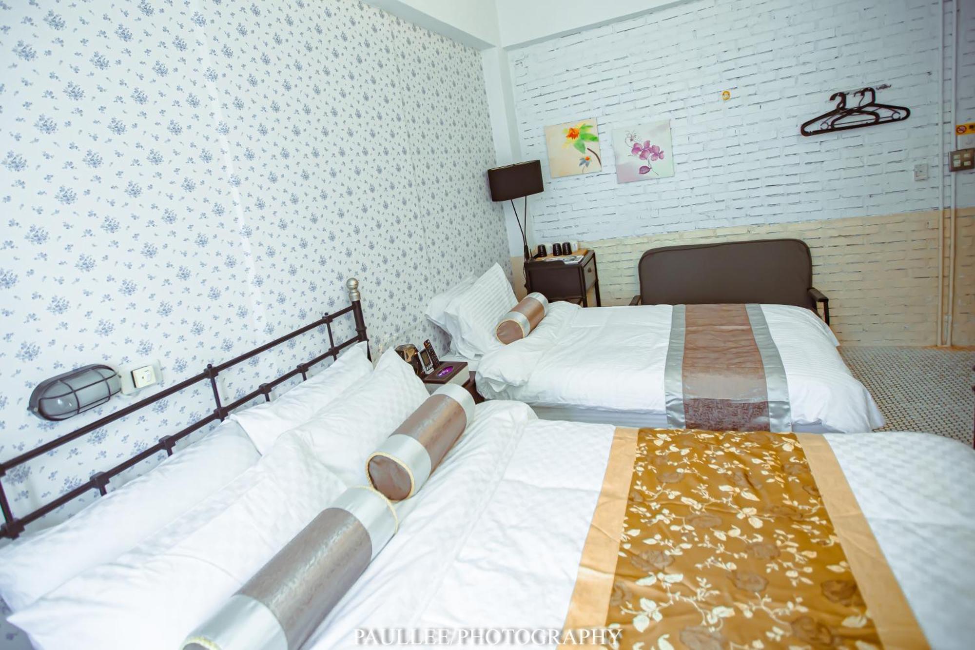 白狗公寓amo B&B市區金三角 東大門夜市 Hualien stad Exteriör bild