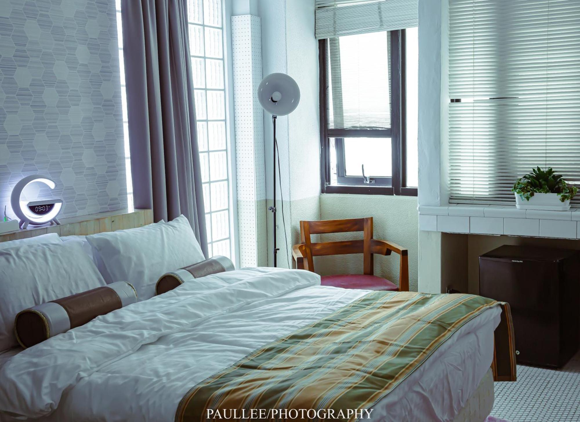 白狗公寓amo B&B市區金三角 東大門夜市 Hualien stad Exteriör bild