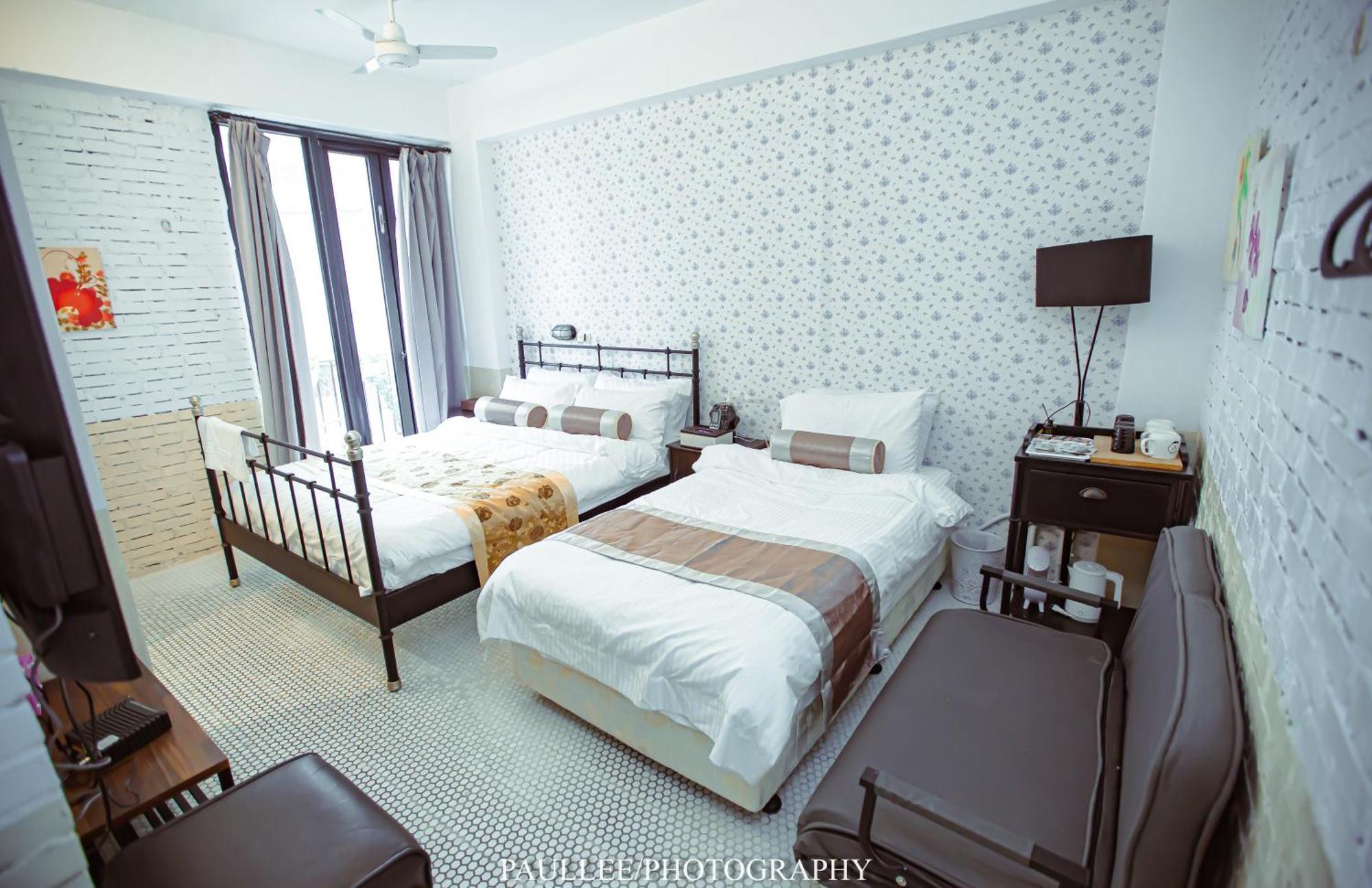 白狗公寓amo B&B市區金三角 東大門夜市 Hualien stad Exteriör bild