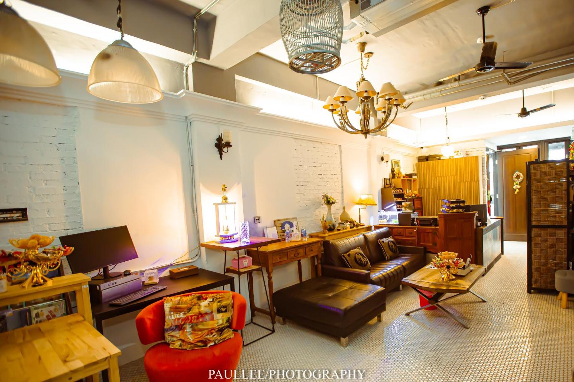 白狗公寓amo B&B市區金三角 東大門夜市 Hualien stad Exteriör bild